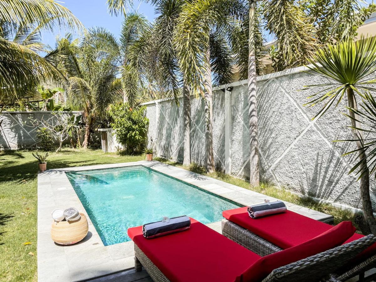 Villa Kotak Surfers Escape Reopening Rates Apply Now Селонг-Беланак Экстерьер фото