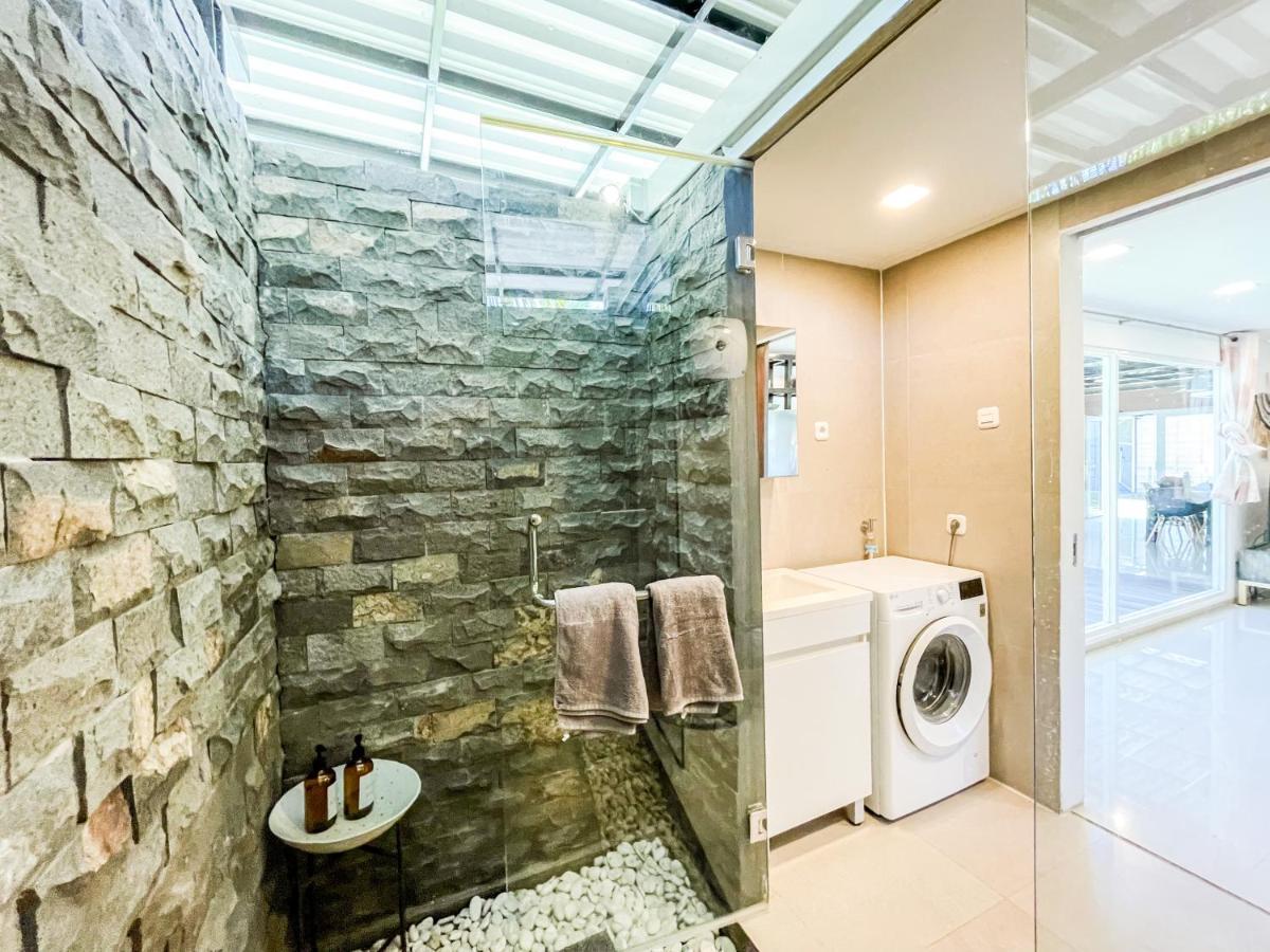 Villa Kotak Surfers Escape Reopening Rates Apply Now Селонг-Беланак Экстерьер фото